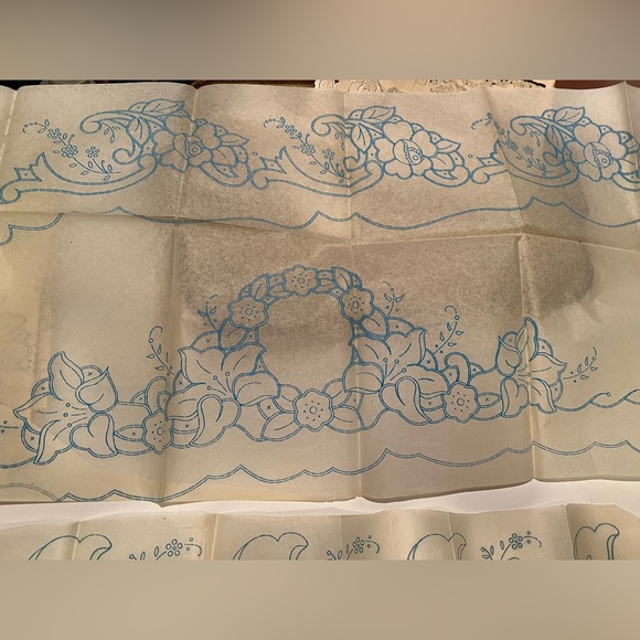 VINTAGE CUTWORK DESIGN PATTERNS. - Picture 13 of 14